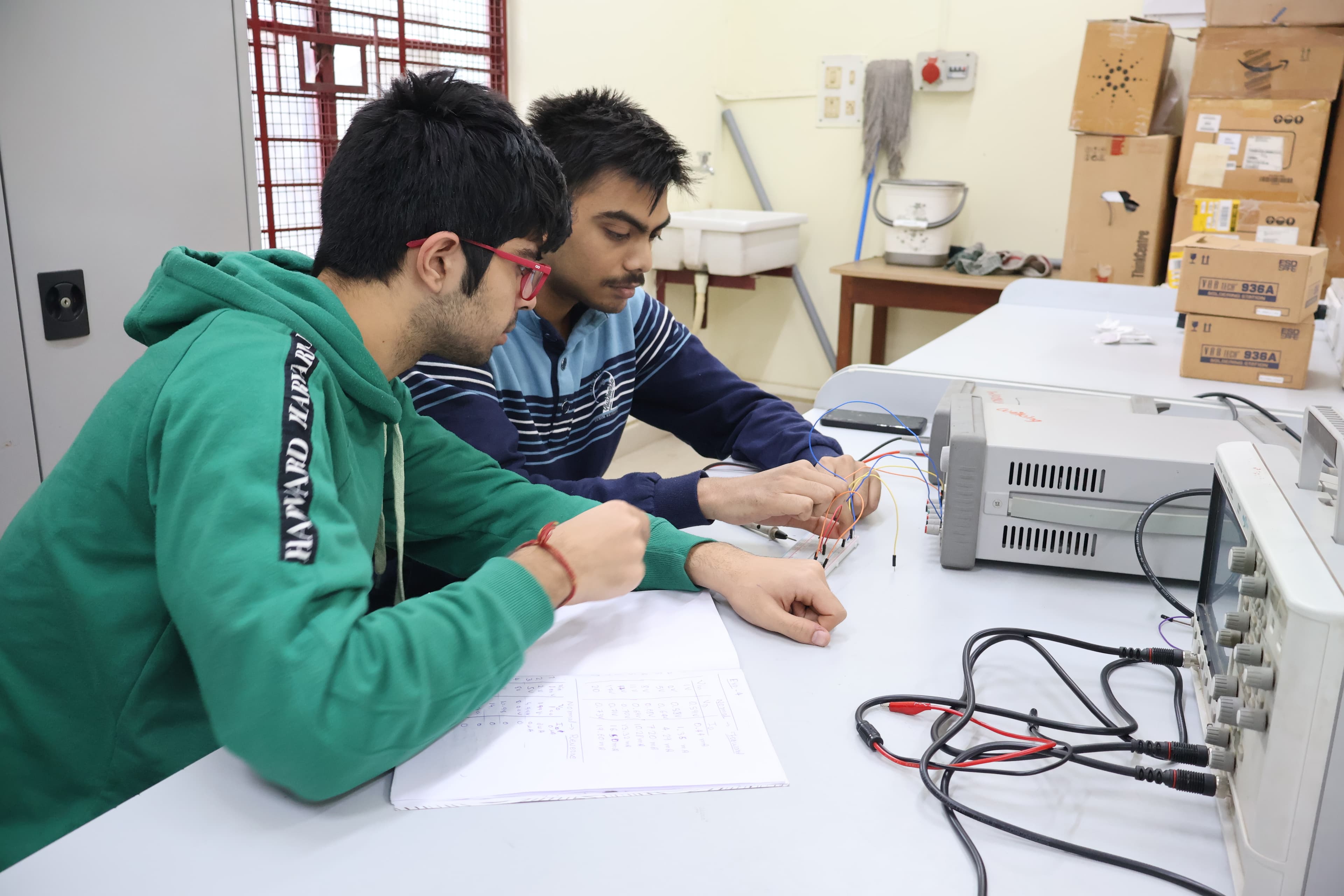 Electronics Labs view 4